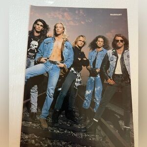 Warrant band pinup
